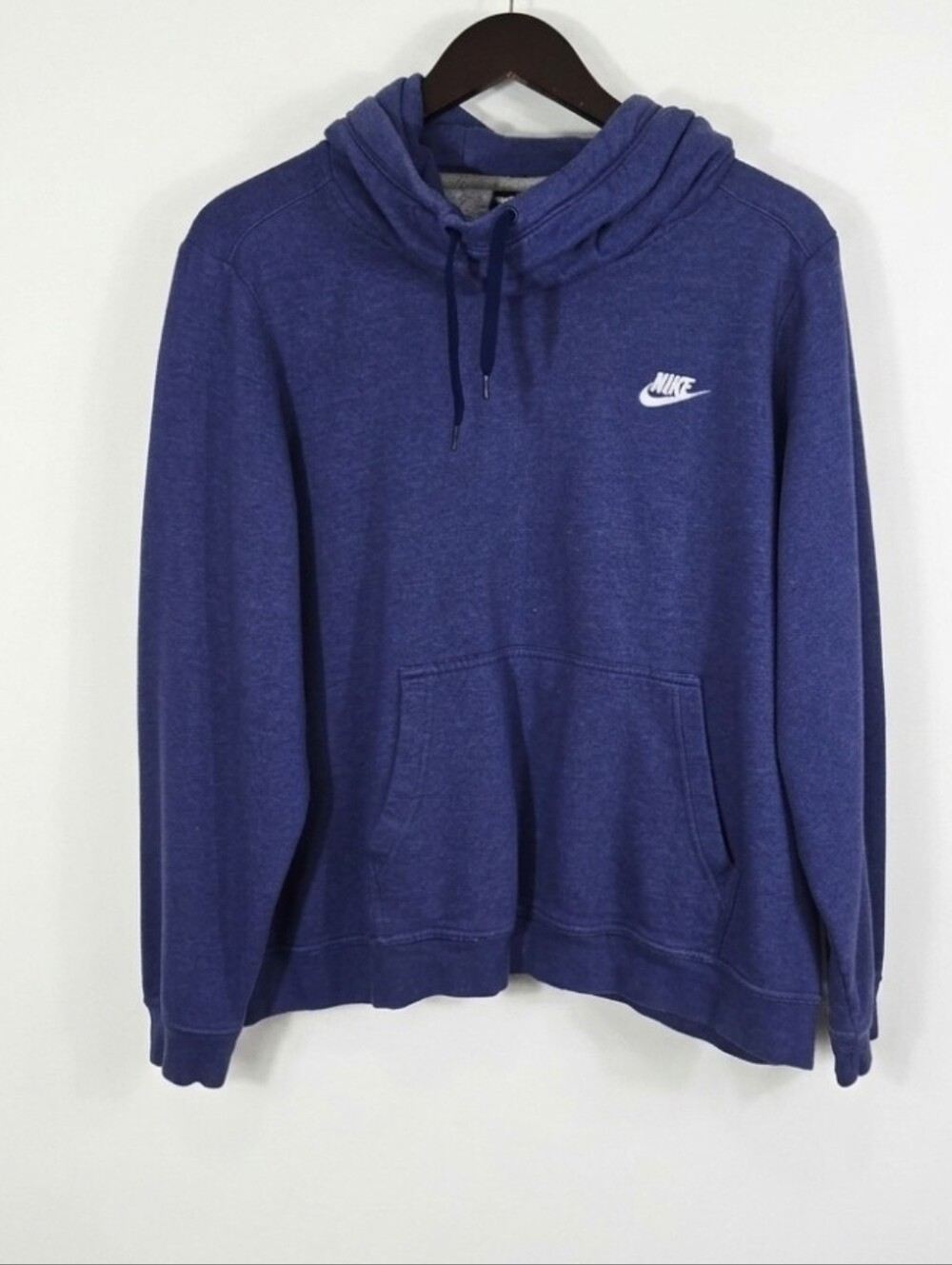 NIKE hooded sweatshirt